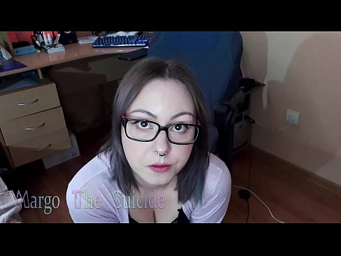 ❤️ Секси девојка со наочари длабоко го цица дилдото на камерата ❤️ Домашно порно на порно mk.milfnut-net.ru ﹏
