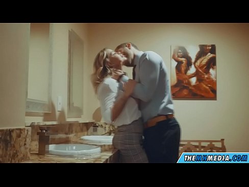 ❤️ Кога бујна русокоса ќе ве заведе во јавен тоалет ❤️ Домашно порно на порно mk.milfnut-net.ru ﹏
